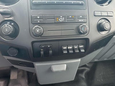 2013 Ford Super Duty F-350 SRW XL