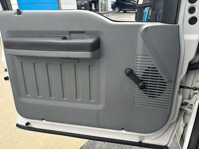 2013 Ford Super Duty F-350 SRW XL
