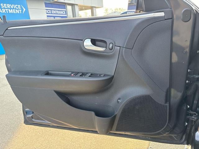 2011 Chevrolet Malibu LT w/1LT