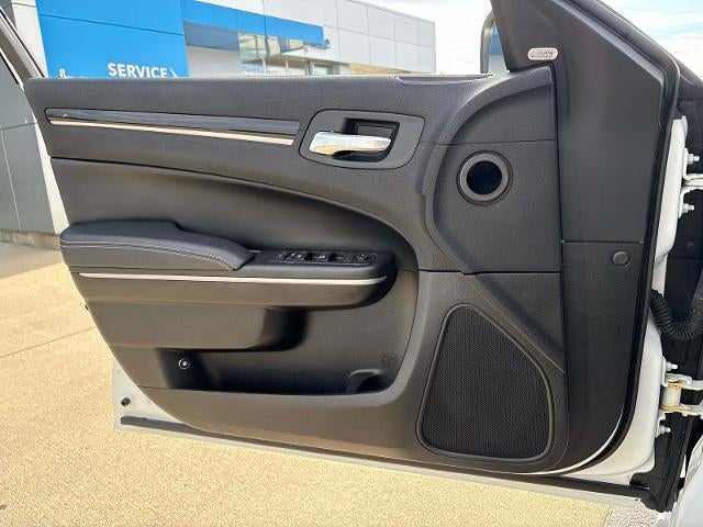 2019 Chrysler 300 300S