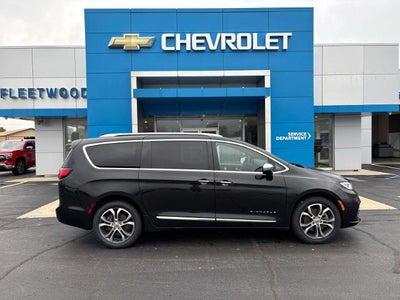 2023 Chrysler Pacifica Pinnacle