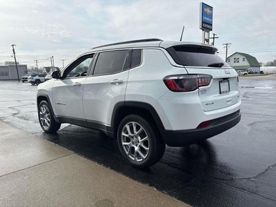 2022 Jeep Compass Latitude Lux