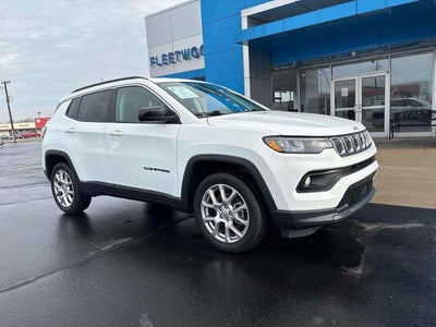 2022 Jeep Compass Latitude Lux